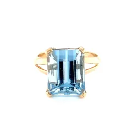 14KY Custom Blue Aquamarine Fashion Ring