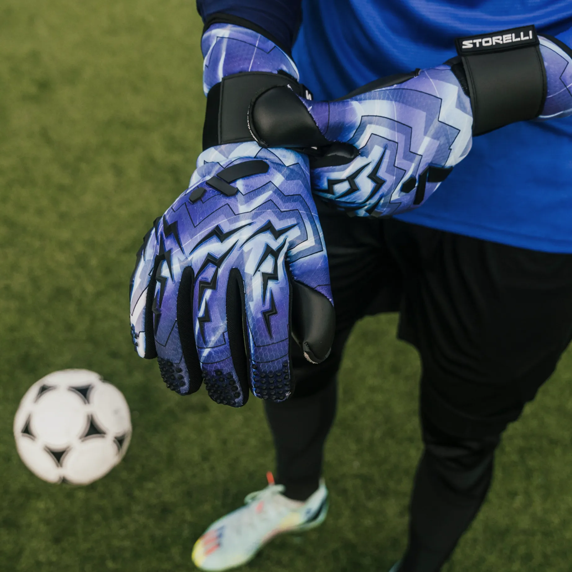Lightning GK Glove