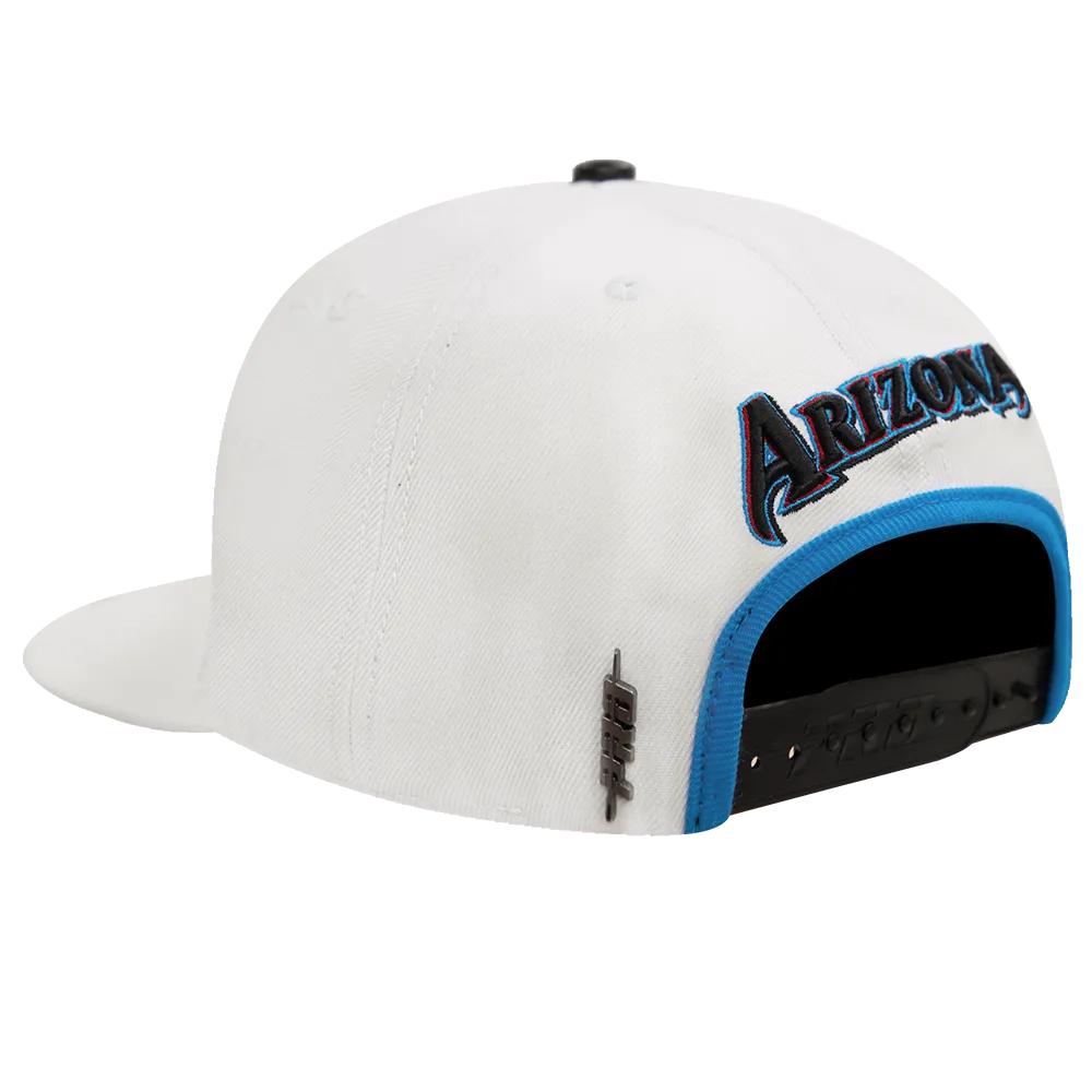 MLB ARIZONA DIAMONDBACKS 2 TONE LEATHER BRIM UNISEX SNAPBACK HAT (WHITE / UNIVERSITY BLUE)