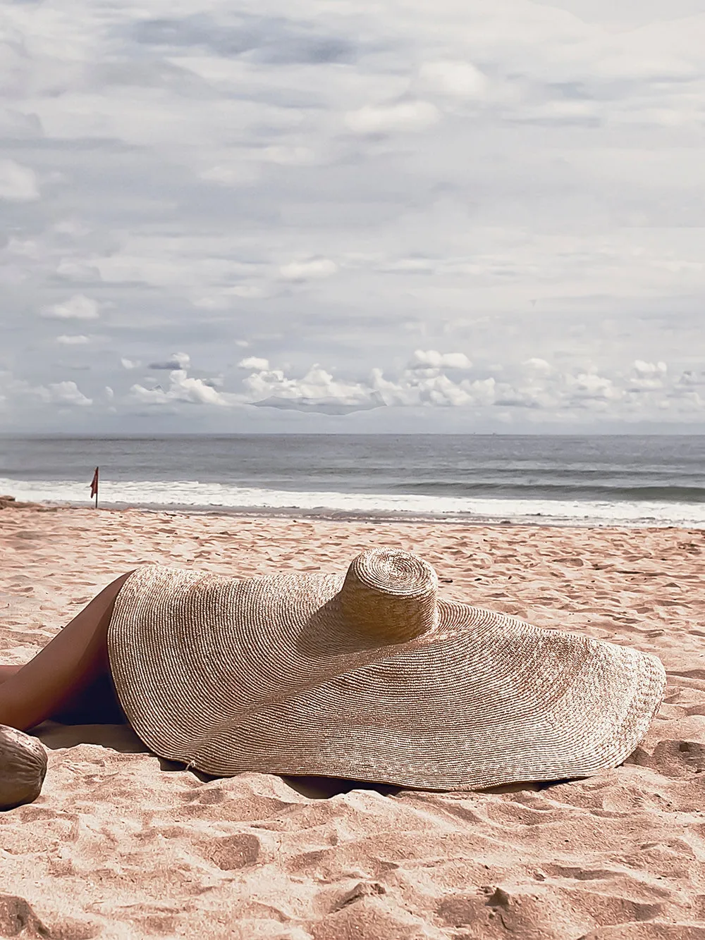 THERESA Oversized Straw-Hat