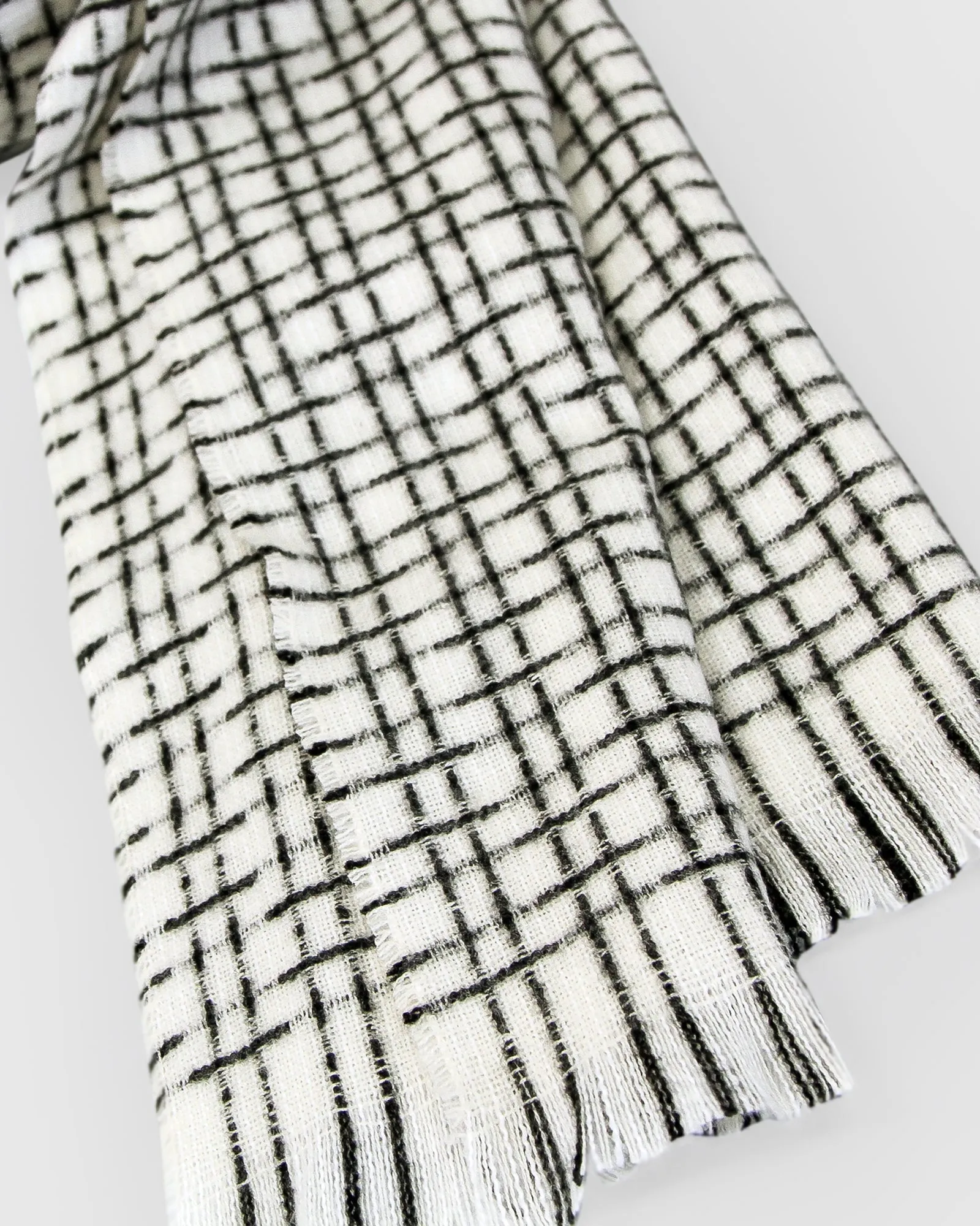 Uptown Textured Scarf - White